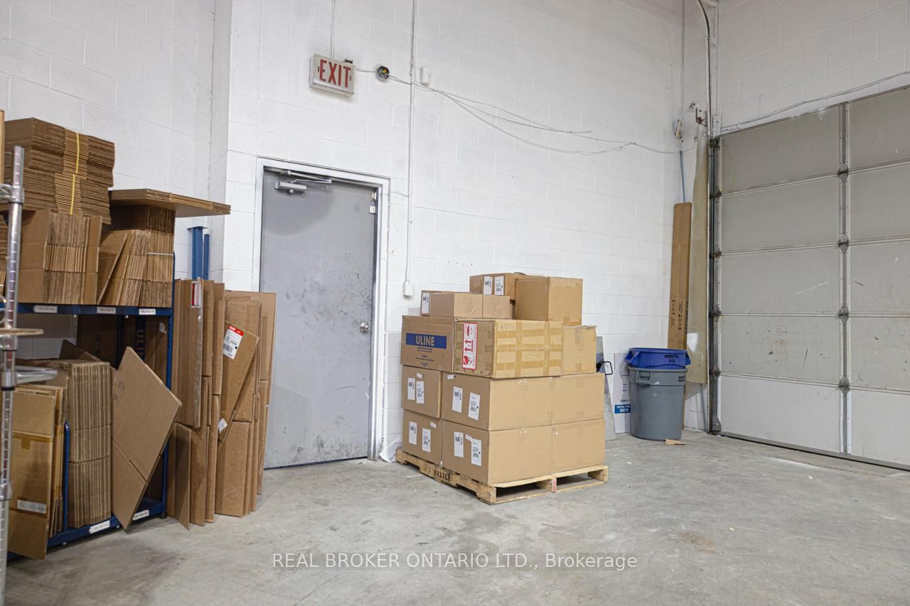 Additional image 5 of #11-1111 Flint Road, Toronto, ON, M3J 3C7