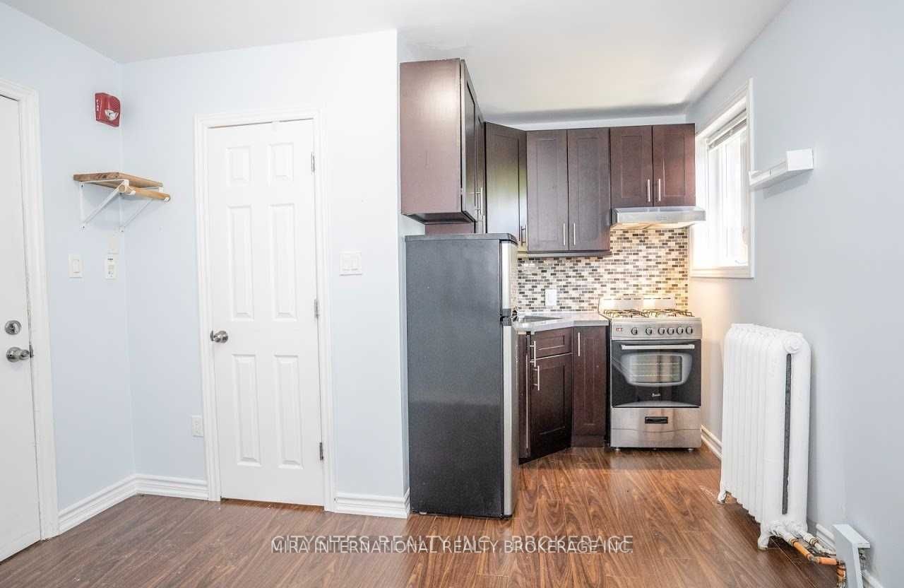 Additional image 4 of 205-70 Melbourne Avenue, Toronto, ON, M6K 1K7