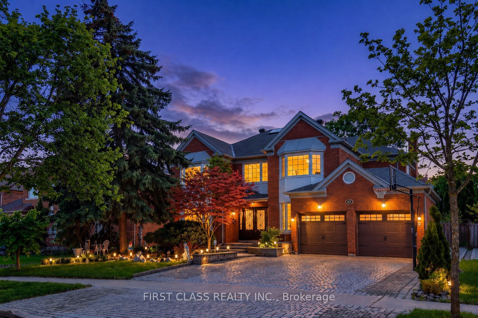67 Hillhurst Drive, Richmond Hill, ON, L4B 2V3