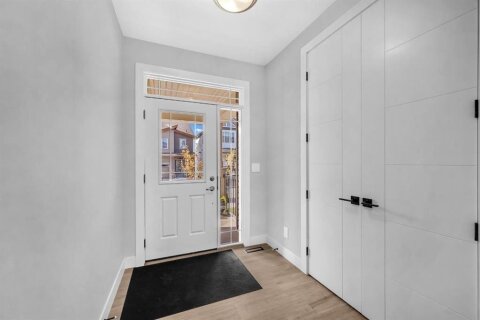 Additional image 8 of 155 Carringham Way NW, Calgary, AB, T4B 3P5