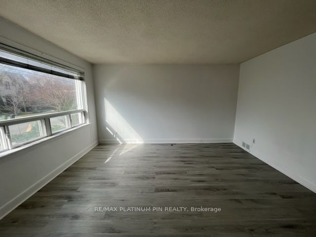 Additional image 2 of 194 Florence Avenue, Toronto, ON, M2N 1G4