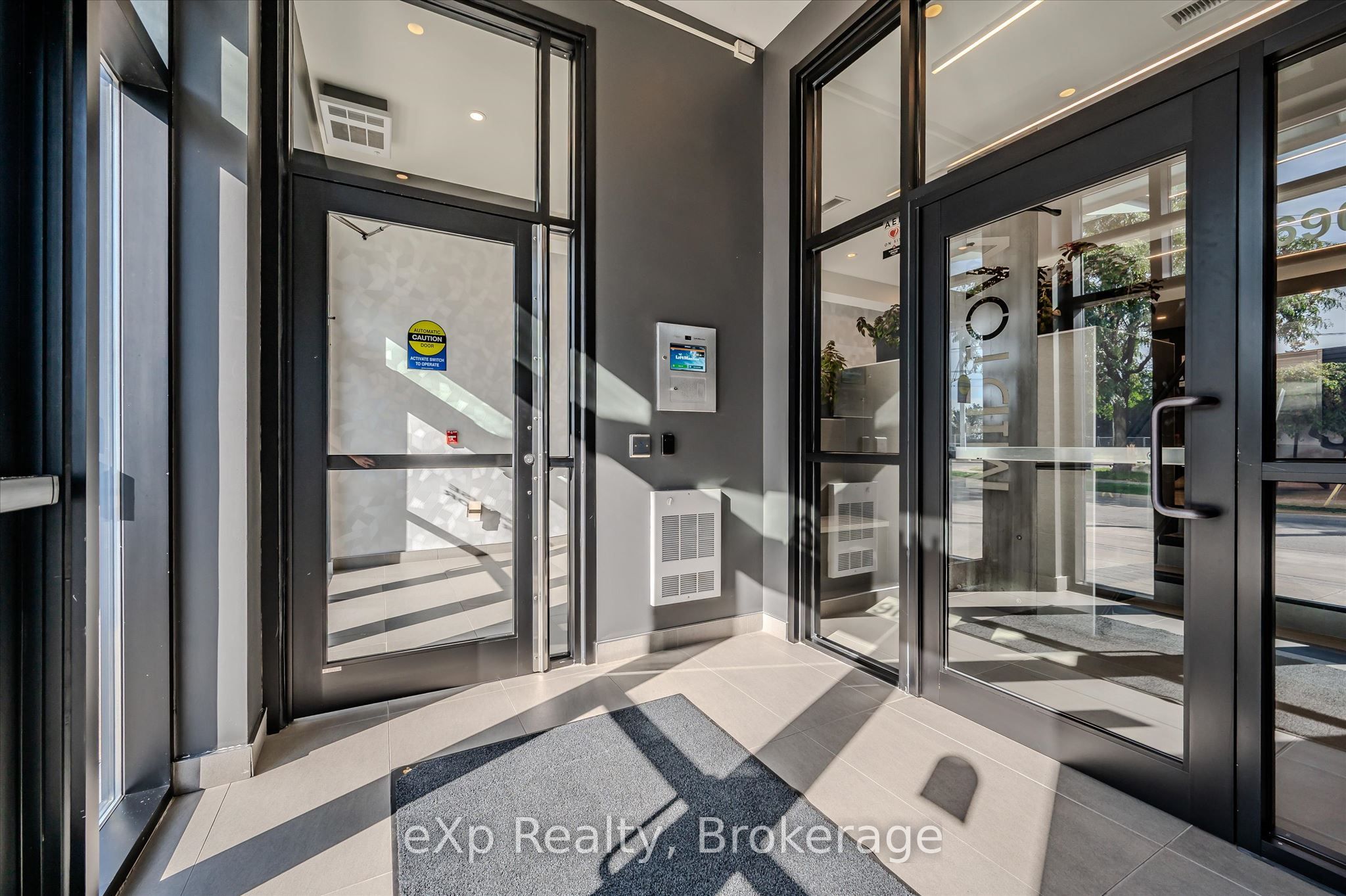 Additional image 4 of 202-690 King Street W, Waterloo, ON, N2H 5L8