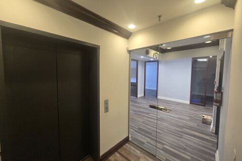 Additional image 8 of 3/300-5025 Orbitor Drive, Mississauga, ON, L4W 4Y5