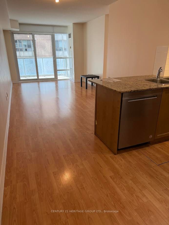 Additional image 6 of 708-761 Bay Street, Toronto, ON, M5G 2R2