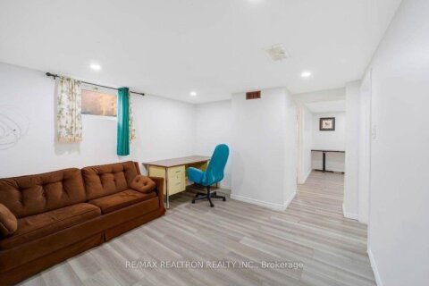 Additional image 8 of Bsmt-93 Mountland Drive, Toronto, ON, M1G 2P2