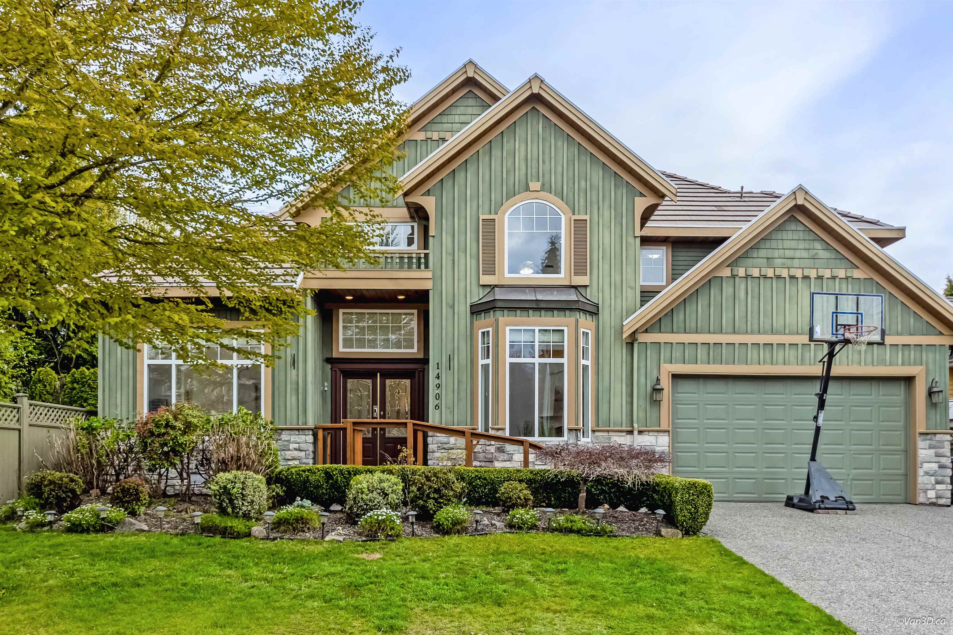 14906 23 Avenue, Surrey, BC, V4A 9X2