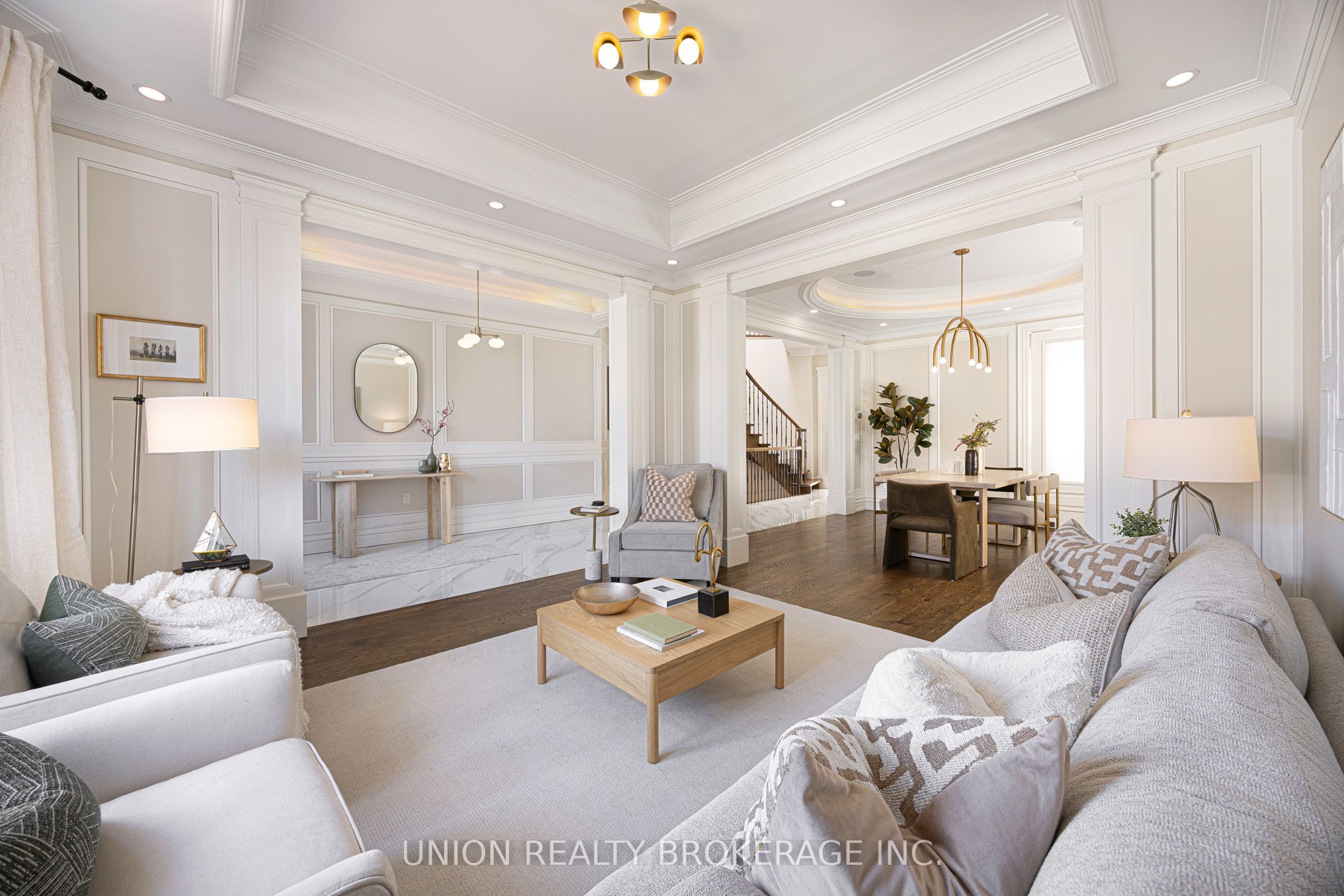 63 Fishleigh Drive, Toronto photo 2