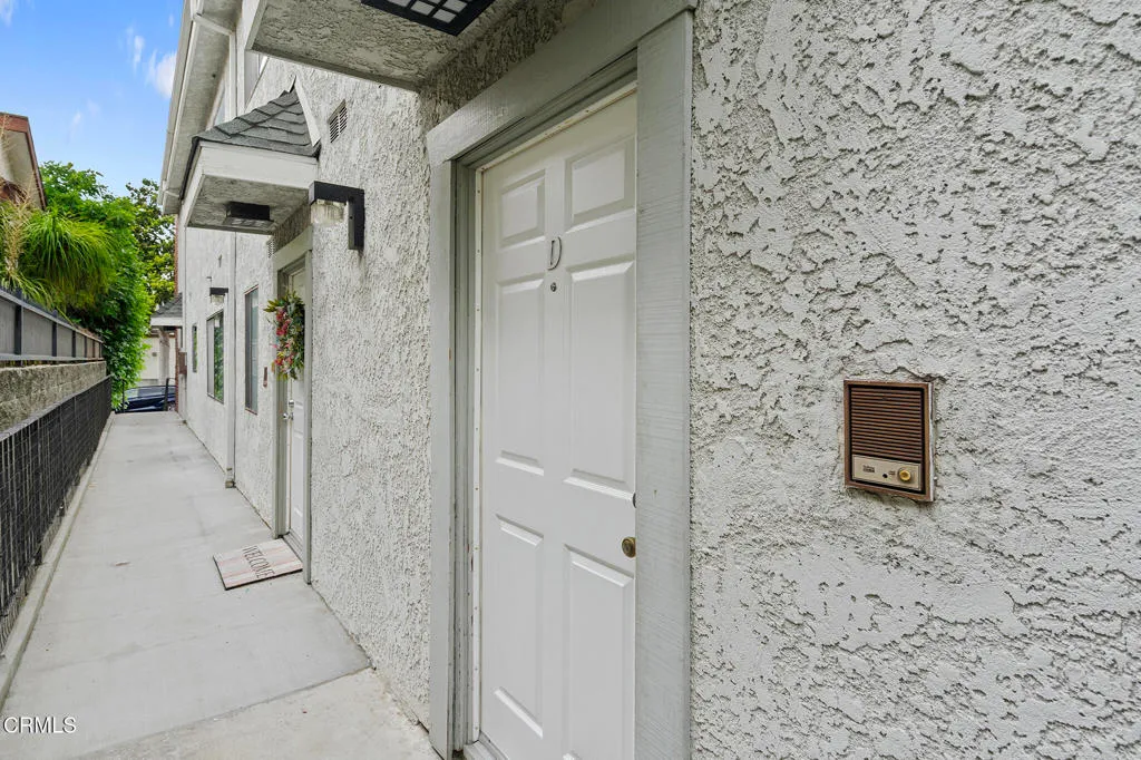 Additional image 26 of 544 E Magnolia Blvd Unit D, Burbank, CA 91501