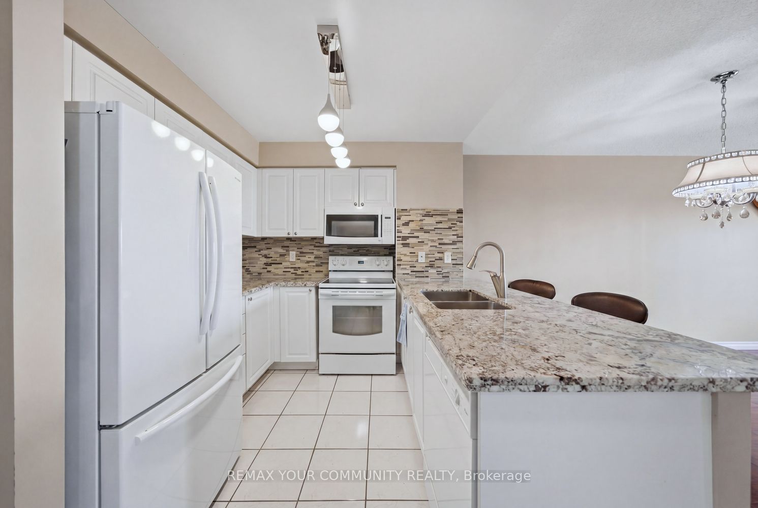 Additional image 6 of 1116-25 Kingsbridge Garden Circle, Mississauga, ON, L5R 4B1