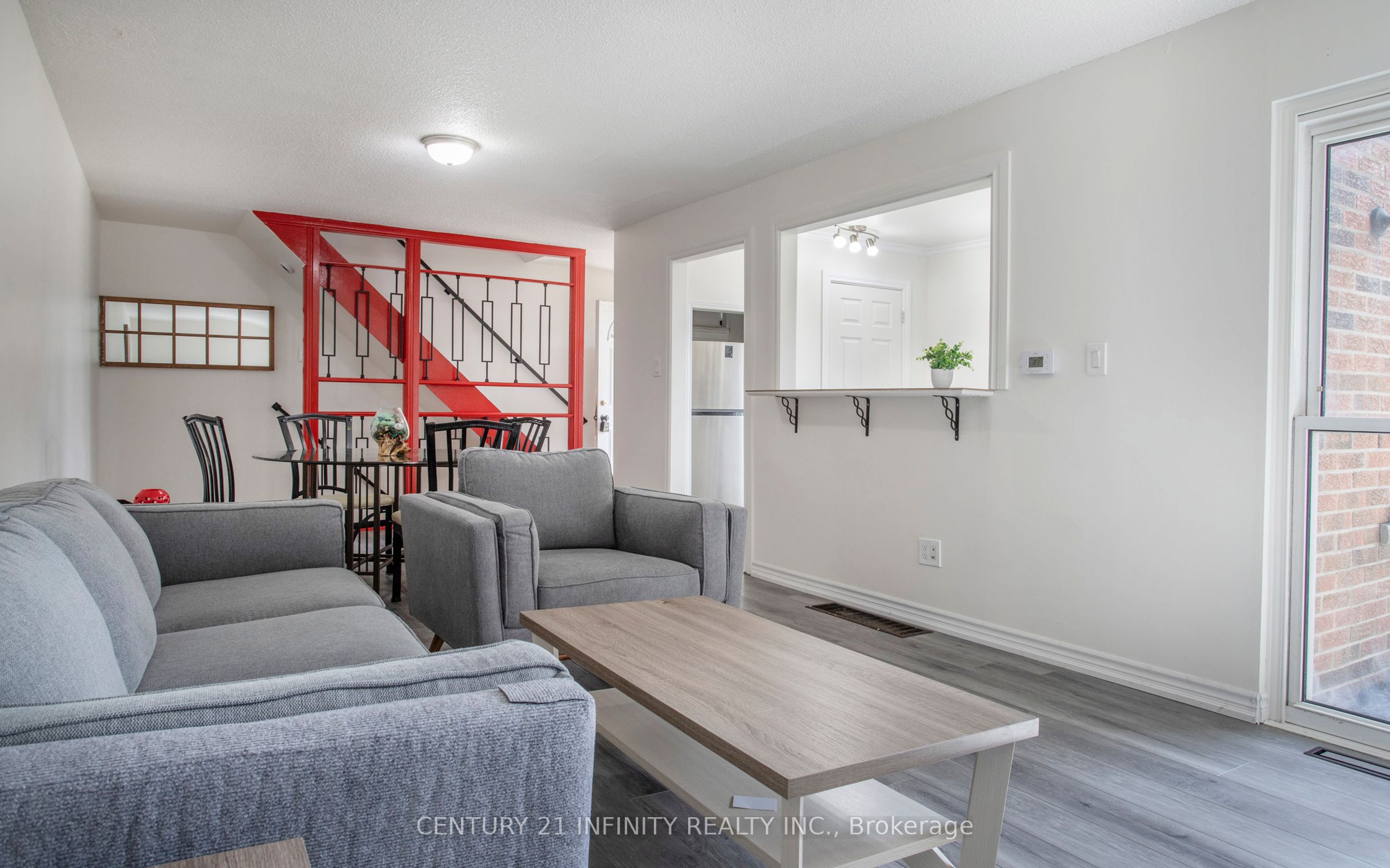 Additional image 6 of 33-101 Dovedale Drive, Whitby, ON, L1N 1Z7