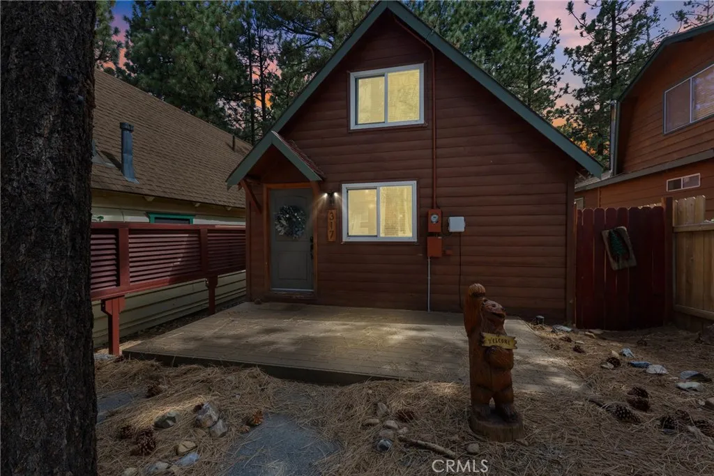 Additional image 2 of 317 Moreno Ln, Sugarloaf, CA 92386