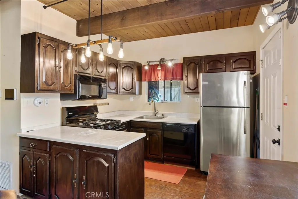 Additional image 50 of 32826 Truman Ln, Running Springs, CA 92382