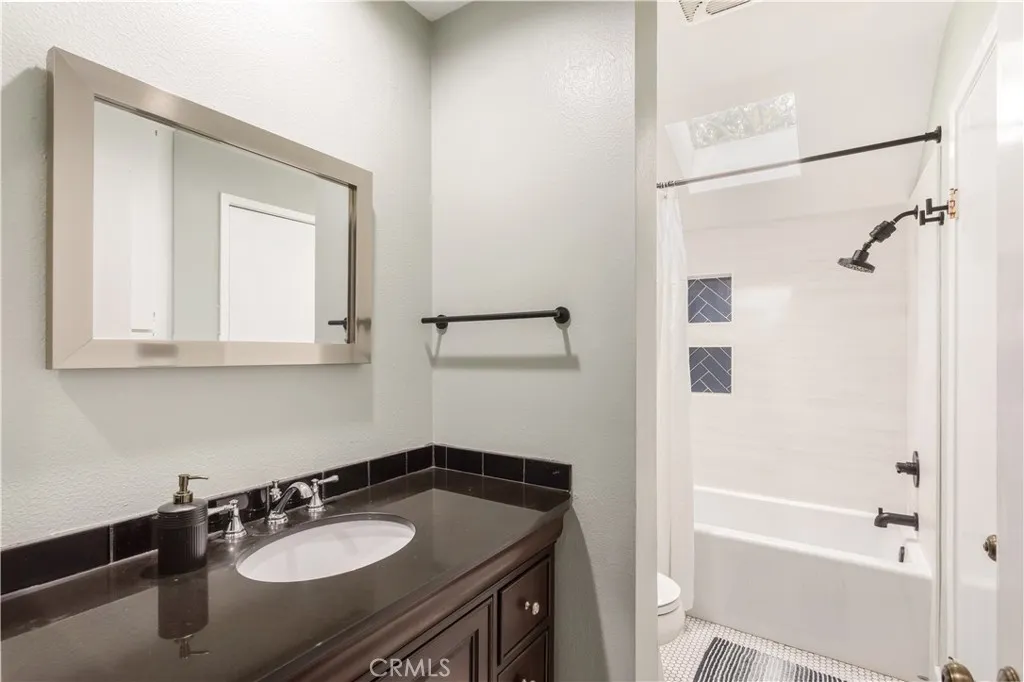 Additional image 10 of 700 E Lake Drive Unit 27, Orange, CA 92866