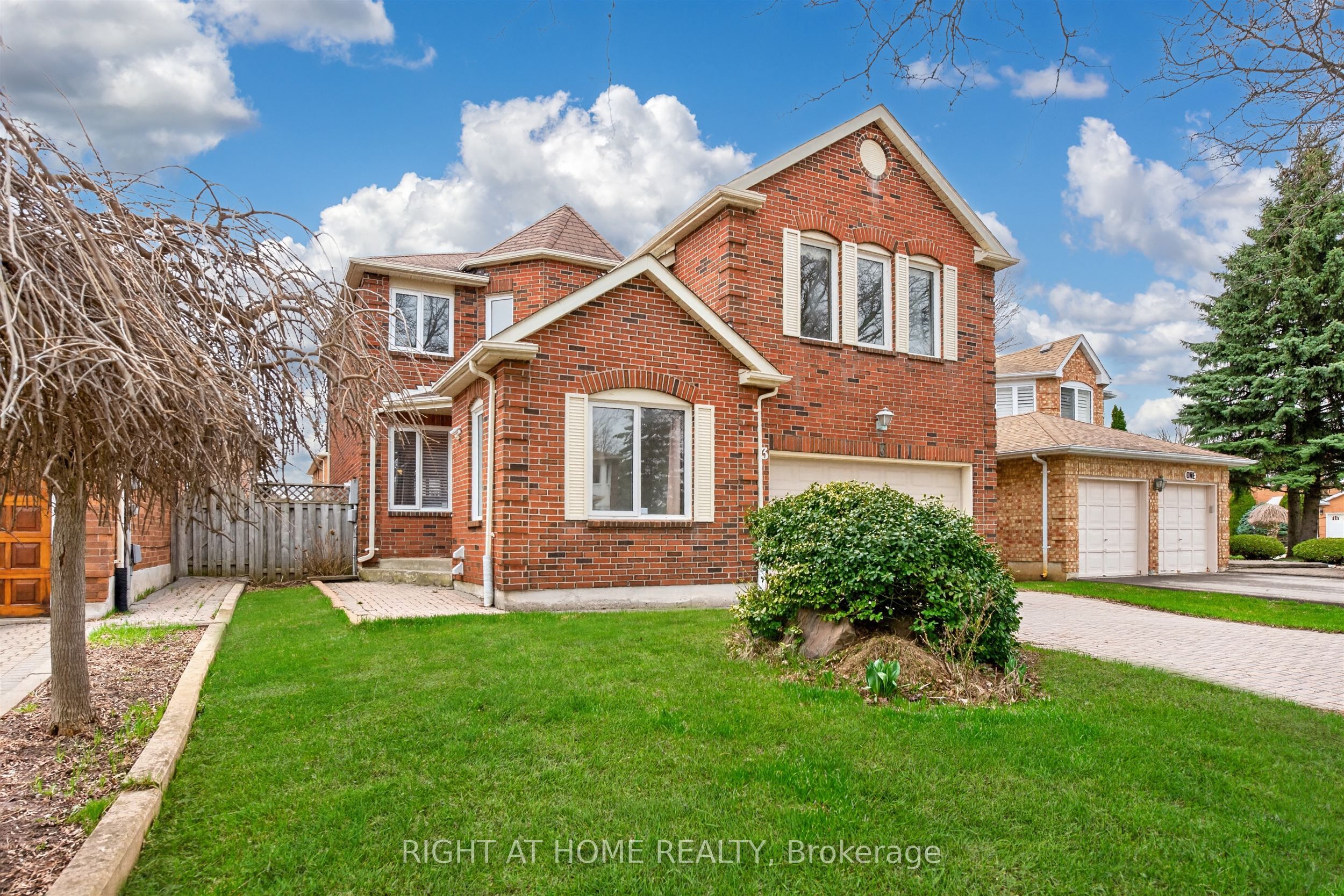 Additional image 2 of 3 Lancashire Road, Markham, ON, L3R 8K9