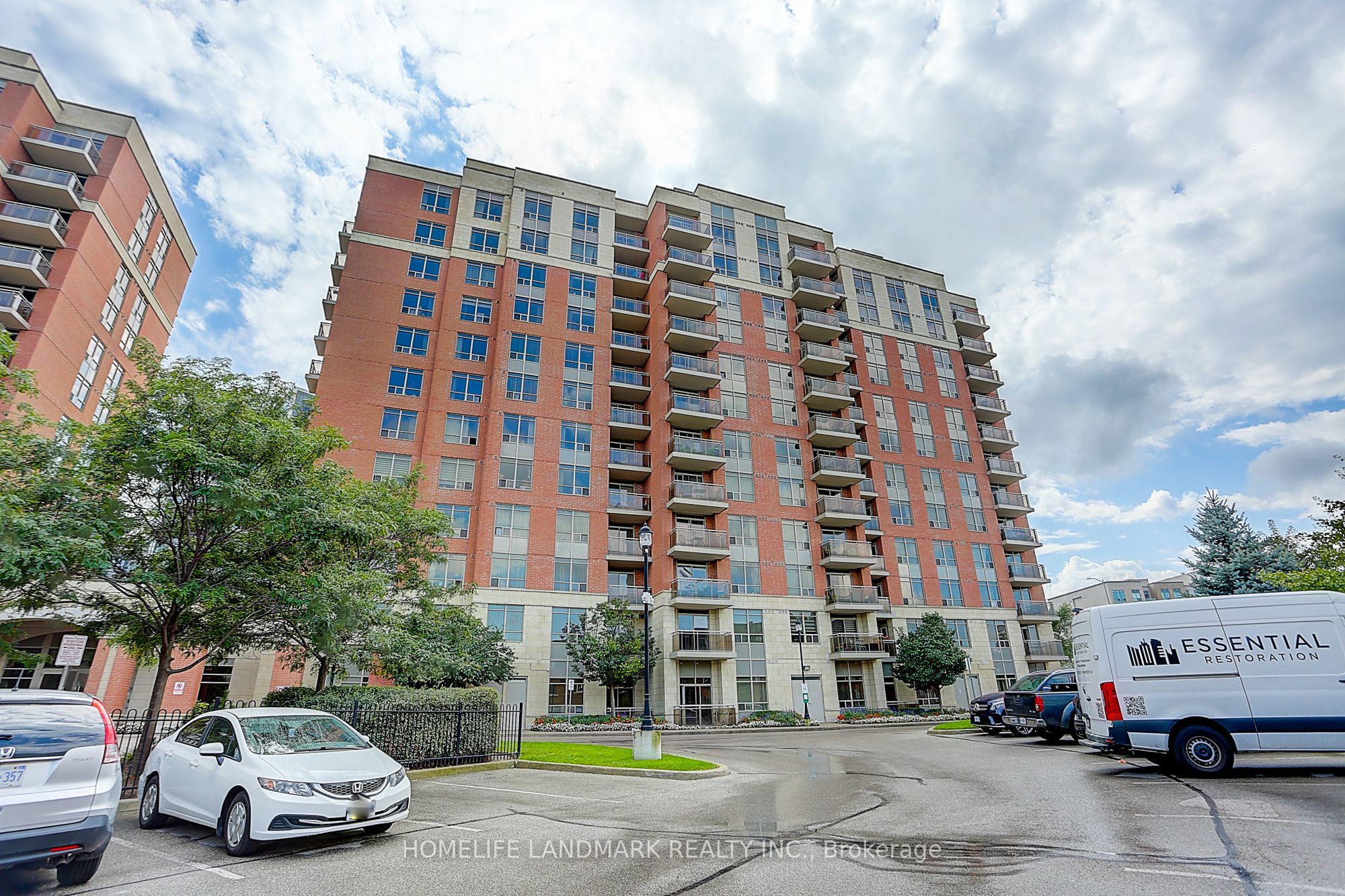 Additional image 2 of 1013-75 King William Crescent, Richmond Hill, ON, L4B 0C1
