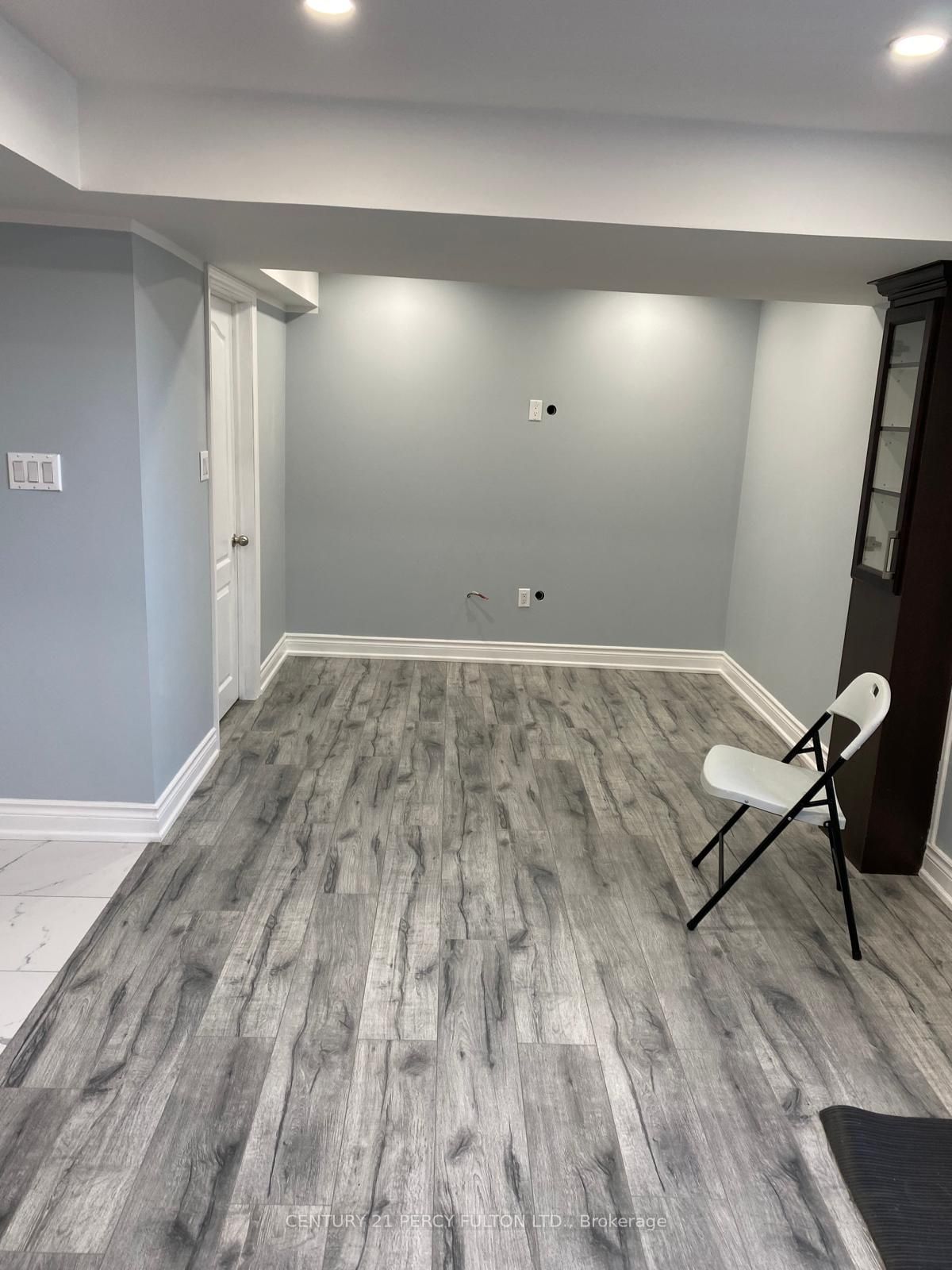 Additional image 2 of 300 Miller Park Avenue, Bradford West Gwillimbury, ON, L3Z 0A7