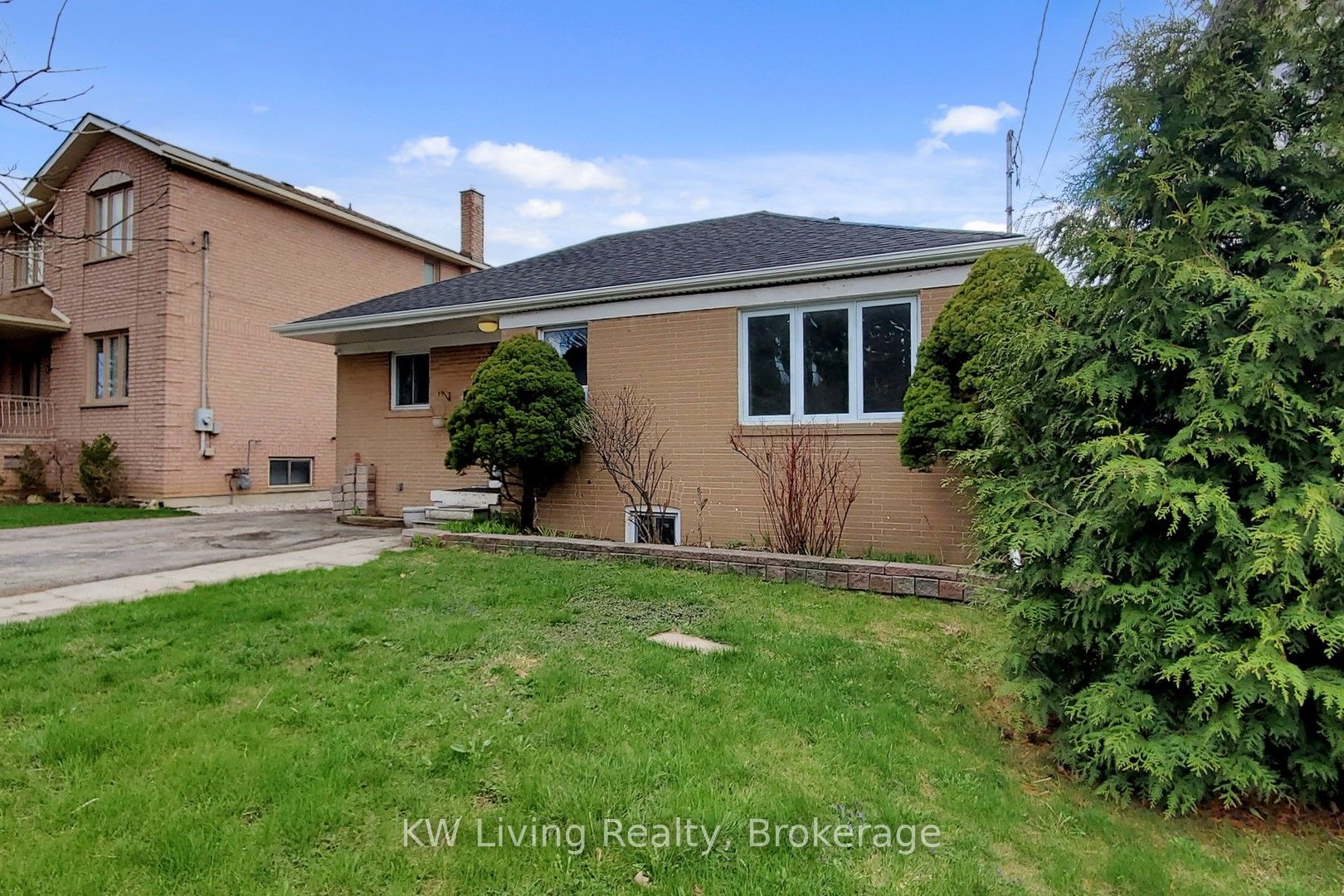 Additional image 3 of 29 Jane Osler Boulevard, Toronto, ON, M6A 1W6