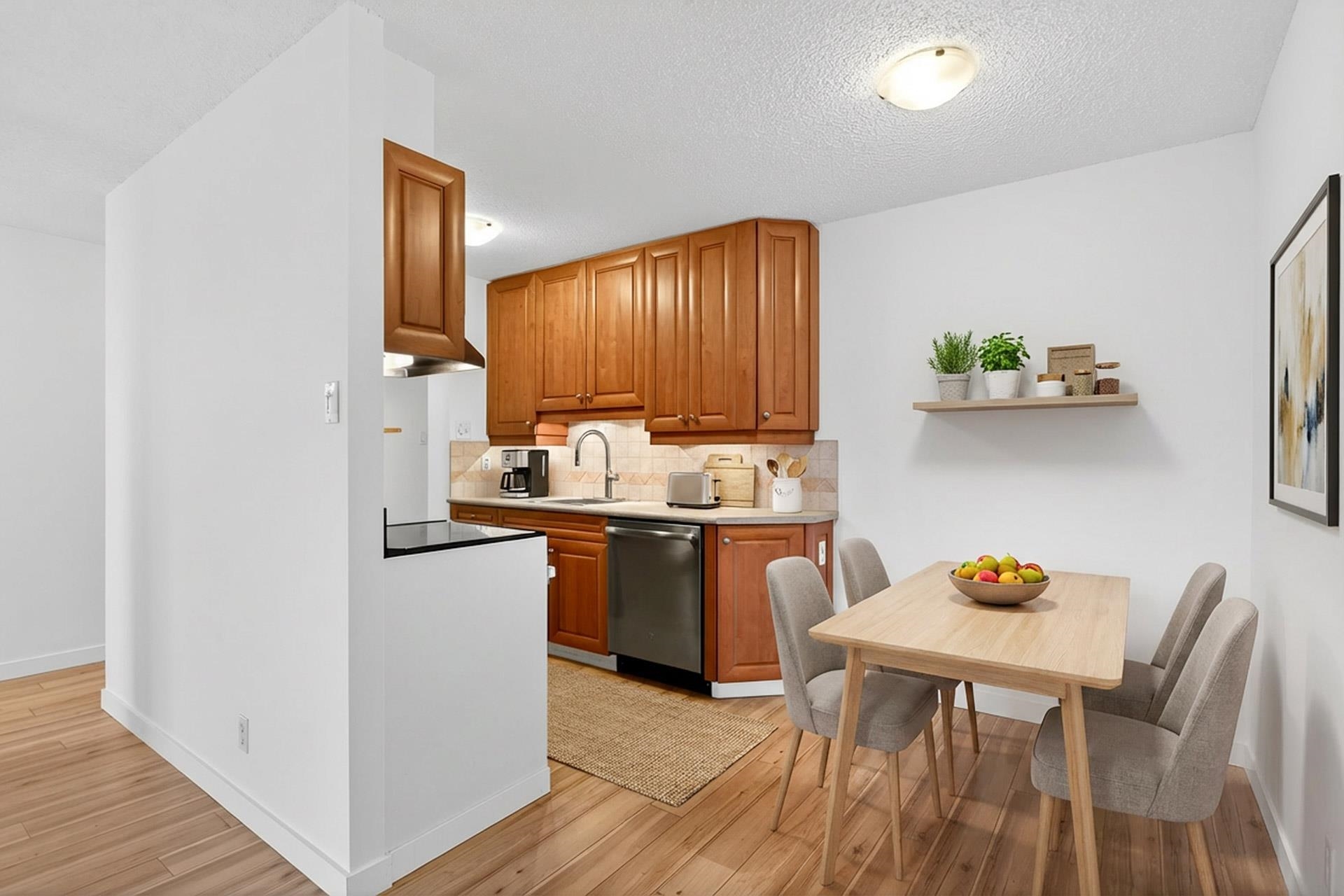 Additional image 2 of 1306-2016 Fullerton Avenue, North Vancouver, BC, V7N 3E9