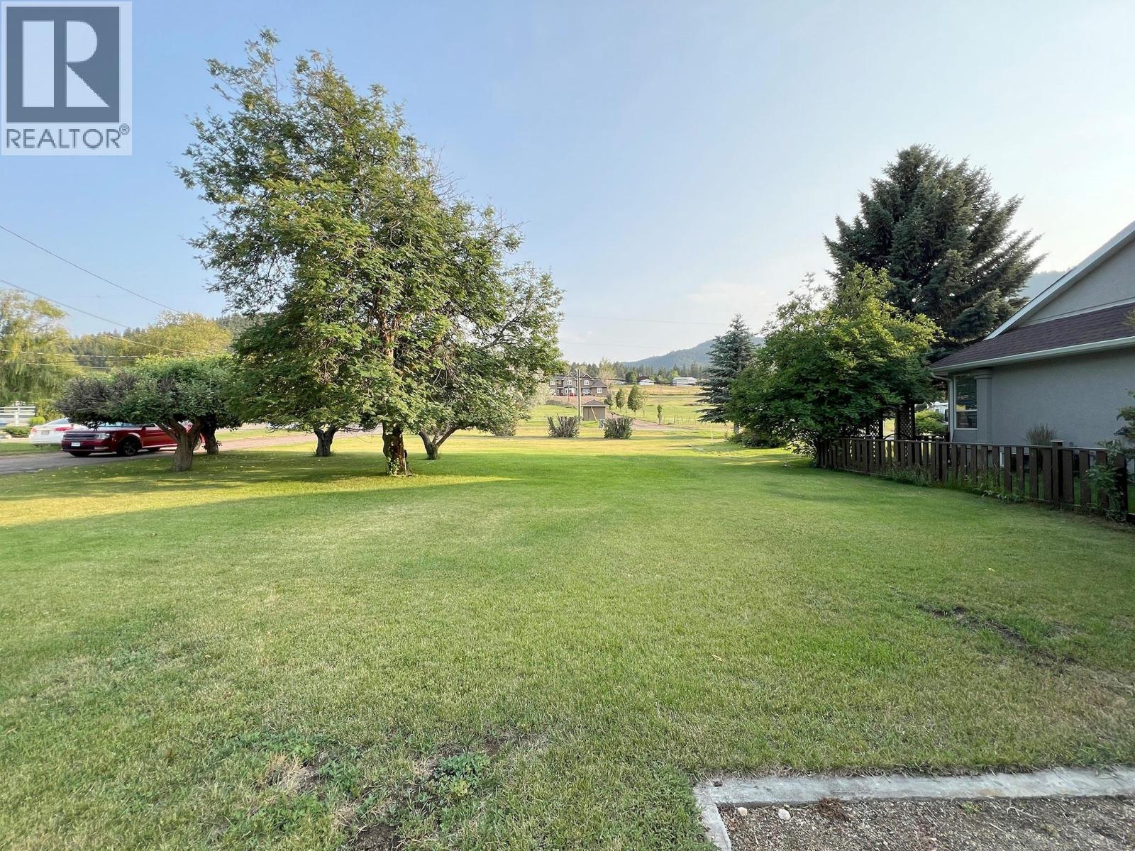 Additional image 4 of 6288 Meadowland Crescent North, Kamloops, BC, V2C5C2