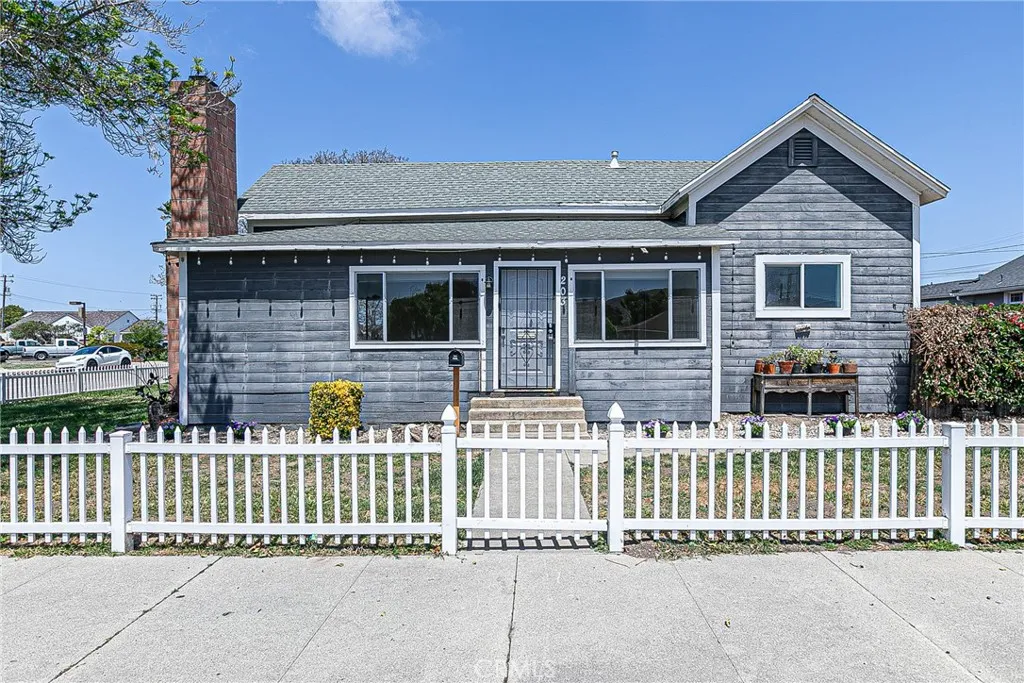 Additional image 46 of 203 E Walnut Ave, Lompoc, CA 93436