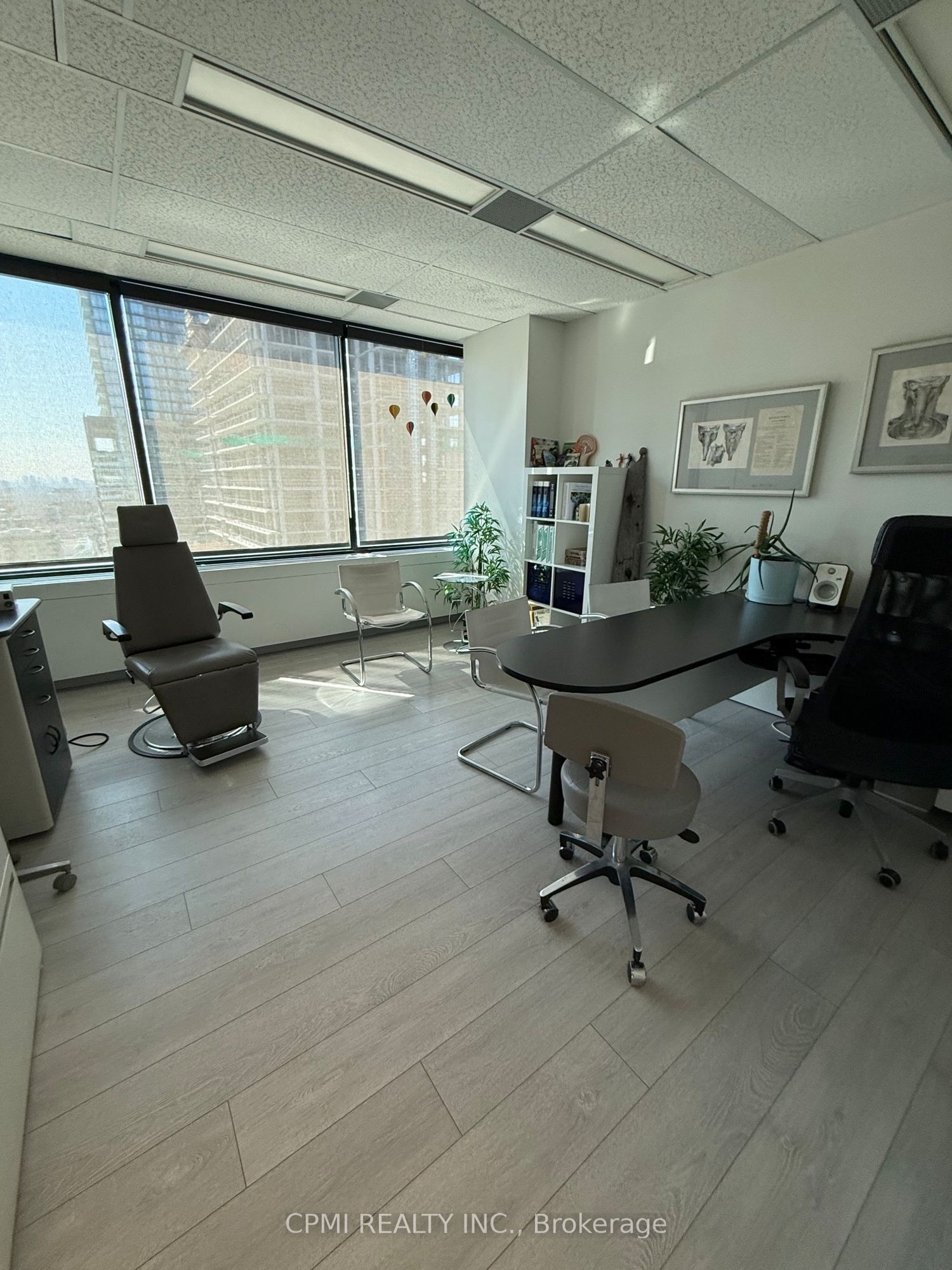2003-180 Dundas Street, Toronto, ON, M5G 1Z8