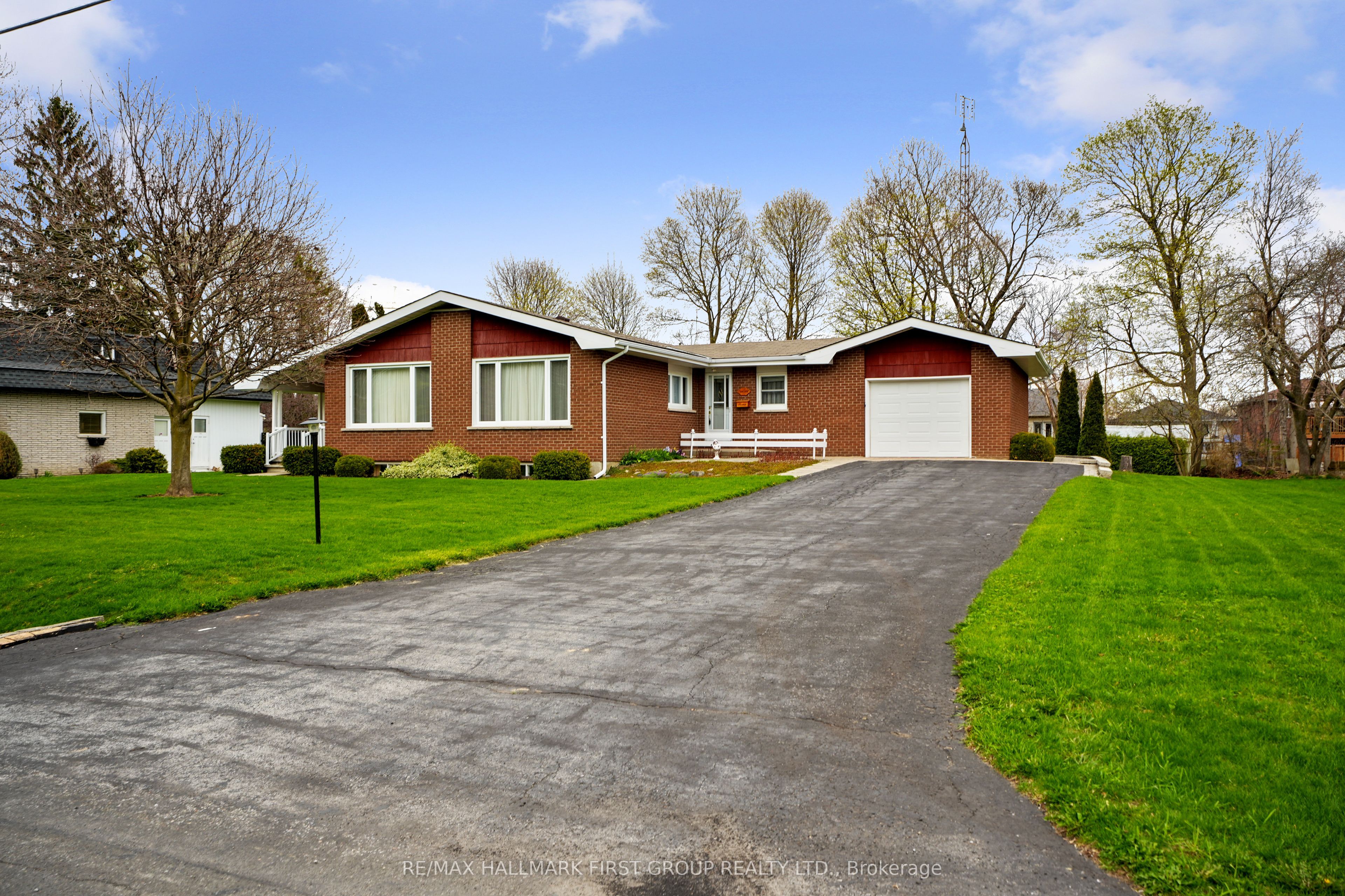 12 Maplewood Boulevard, Cobourg, ON, K9A 4J3