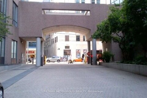 Additional image 8 of 816-7 Carlton Street, Toronto, ON, M5B 2M3