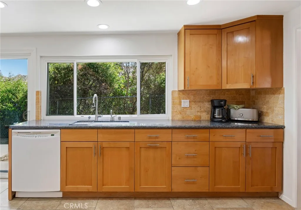Additional image 5 of 17486 Doric Street, Granada Hills, CA 91344