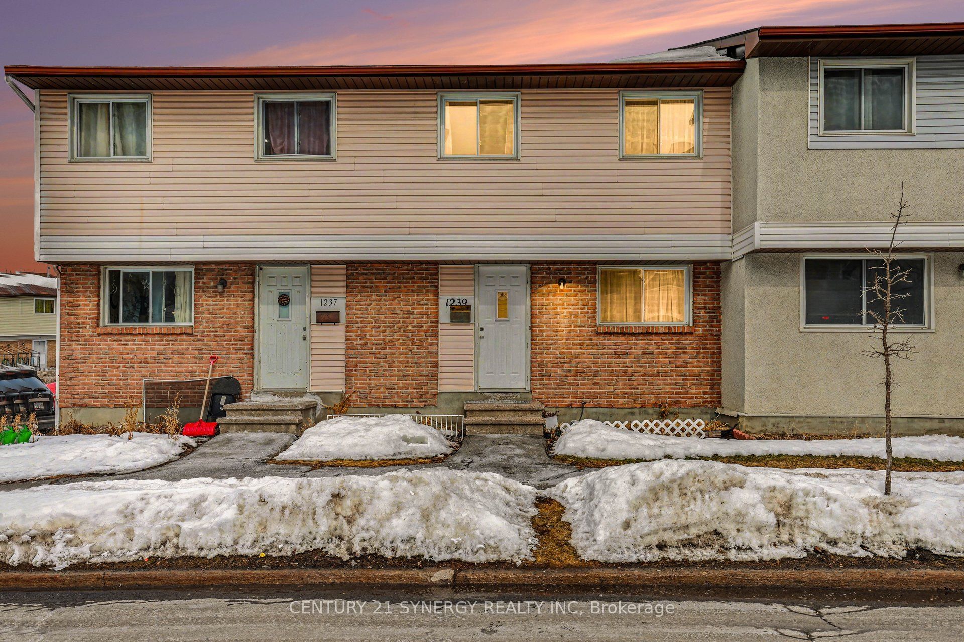 73-1239 Bowmount Street, Ottawa, ON, K1J 8T4