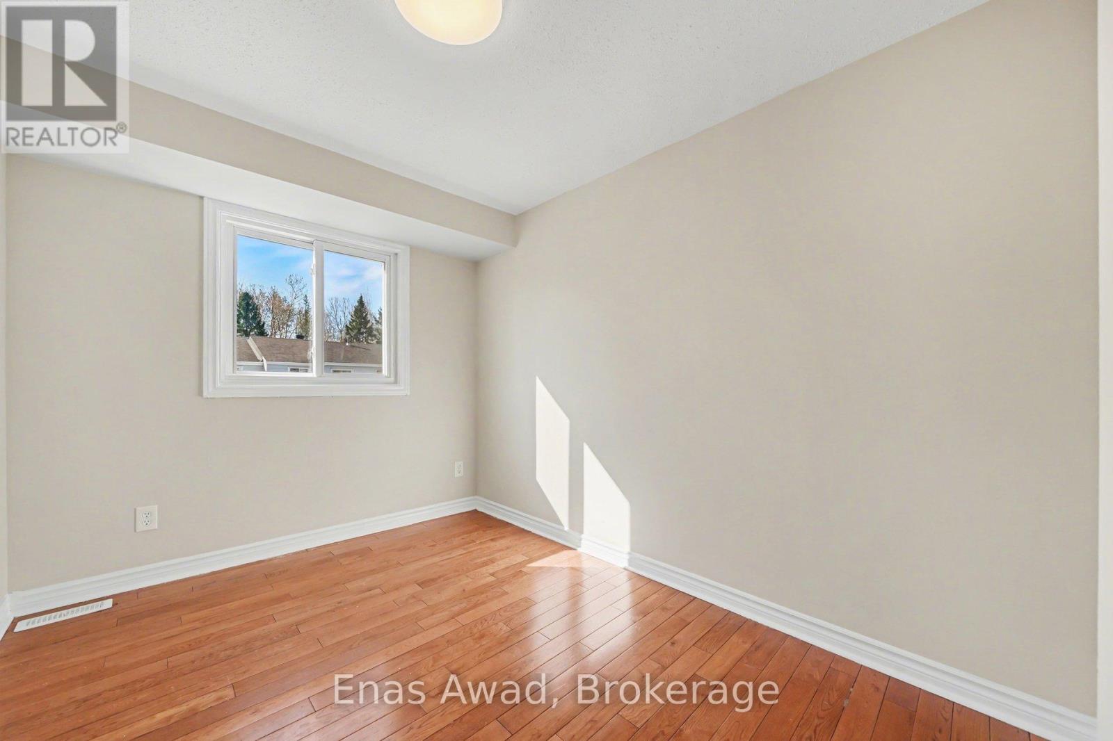 Additional image 3 of 58-2001 Kelden Crescent, Ottawa, ON, K1B4Y1