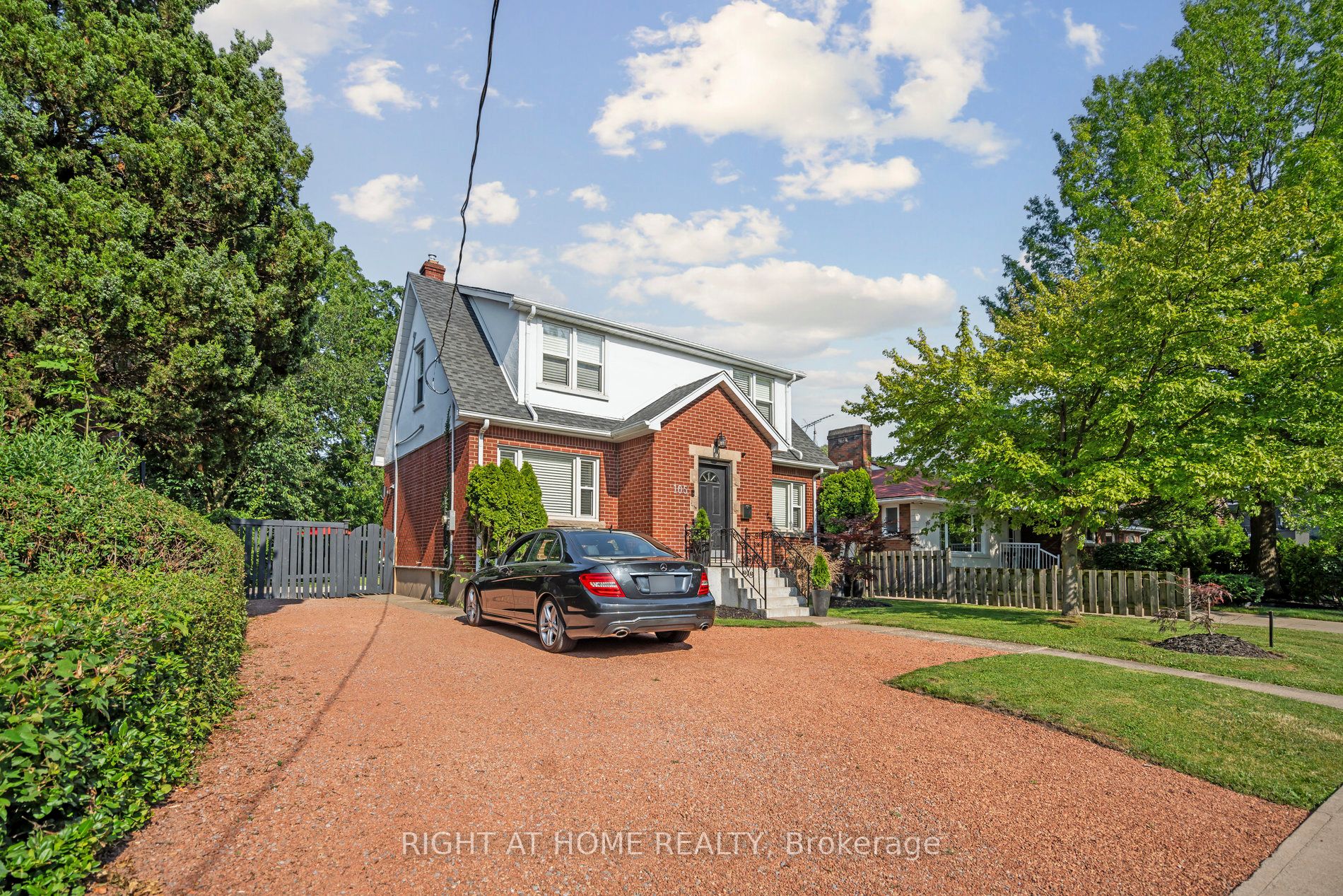 105 Glenridge Avenue, St. Catharines, ON, L2R 4X5