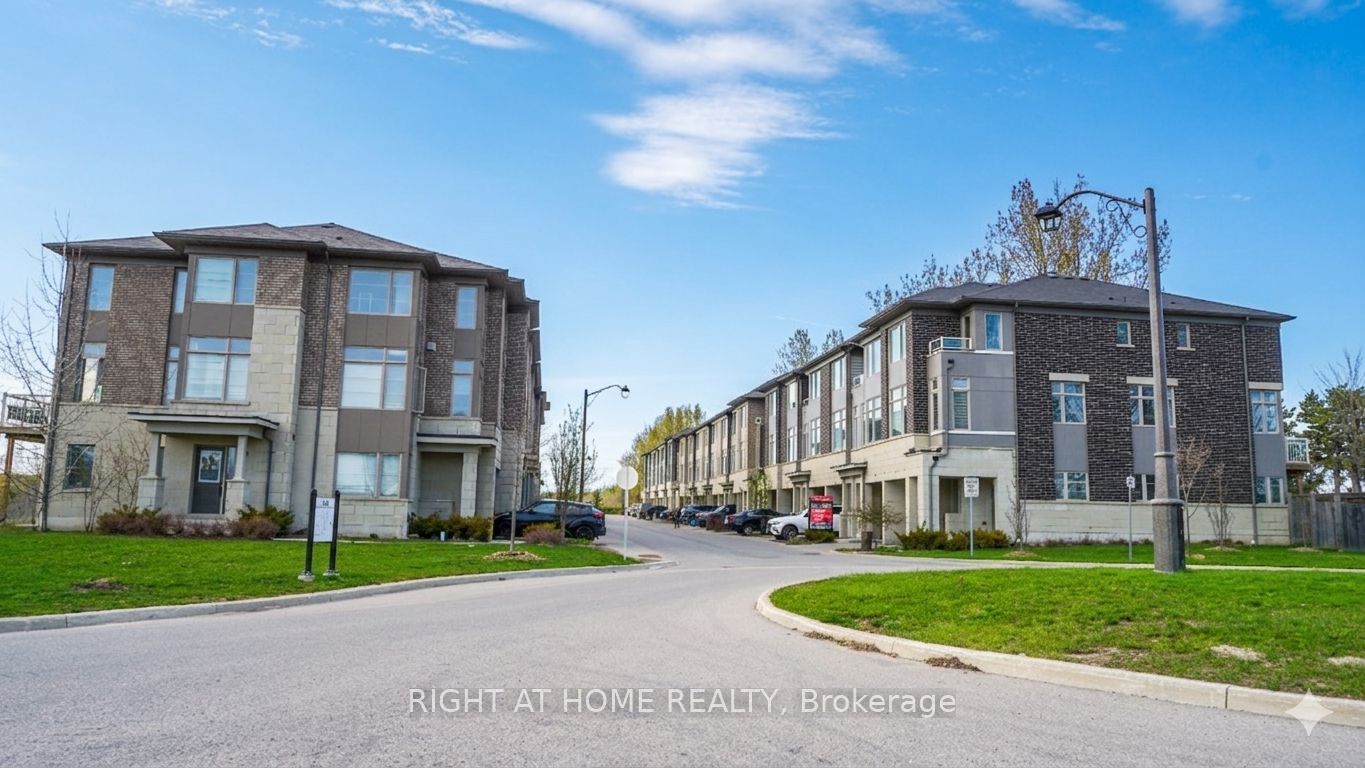 34-384 Arctic Red Drive, Oshawa, ON, L1L 0M5