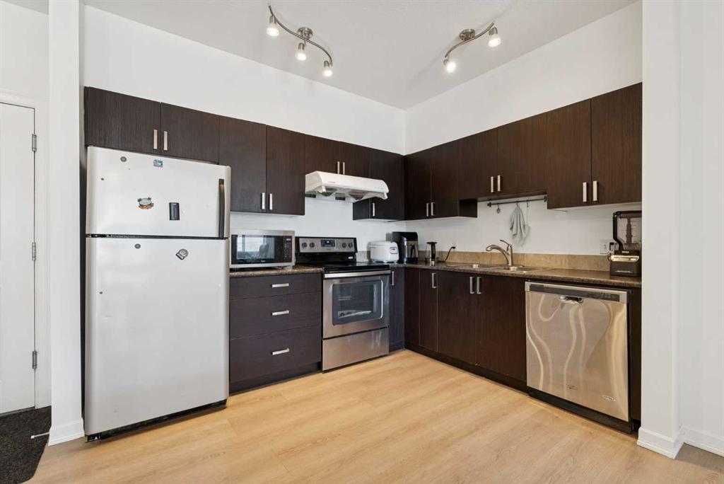Additional image 2 of 116-117 Copperpond Common SE, Calgary, AB, T2Z 5E2