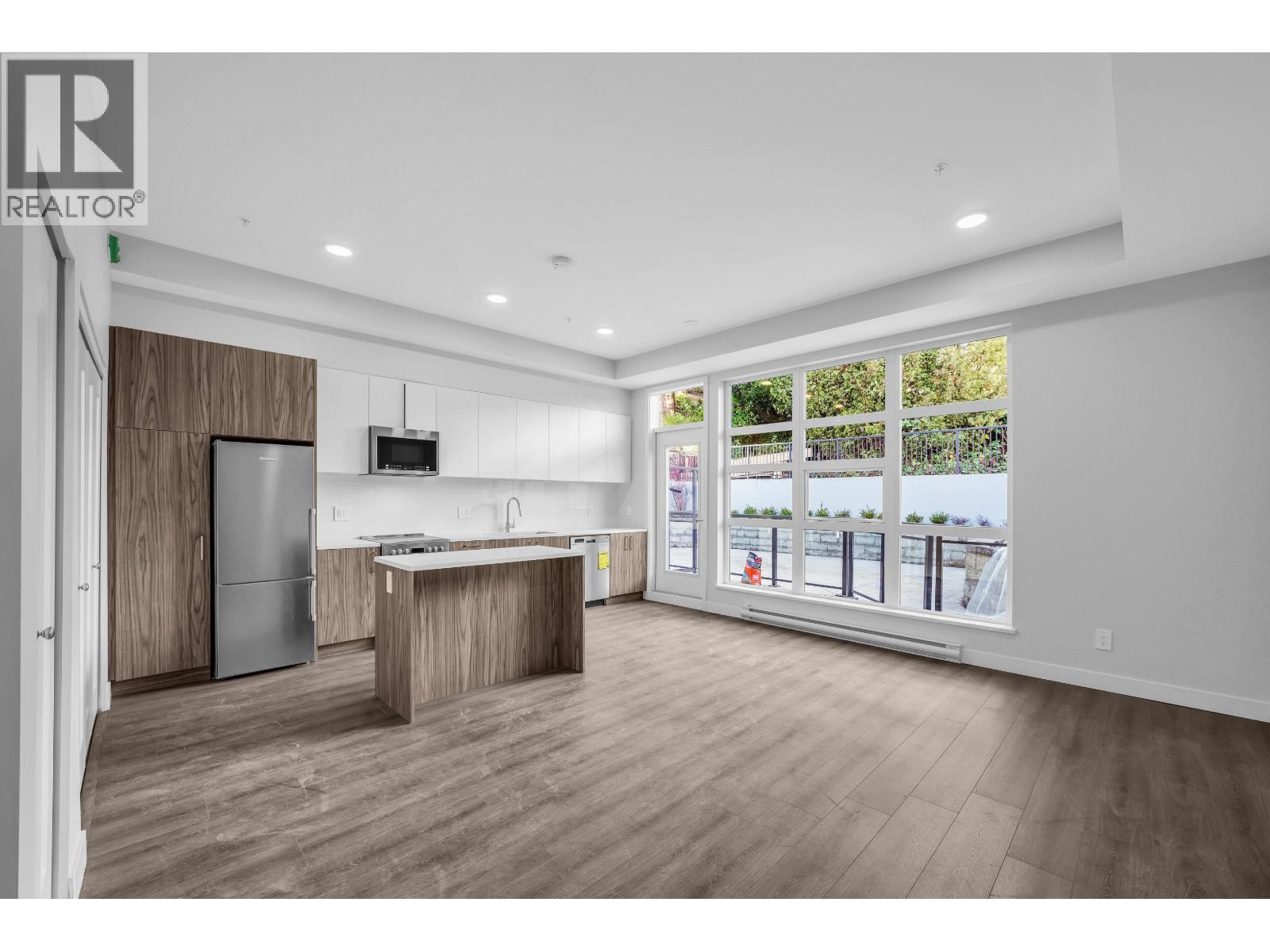Additional image 2 of 209-395 Ellesmere Avenue, Burnaby, BC, V5B1R2