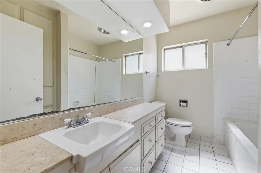 Additional image 11 of 330 N Howard Street Unit 108, Glendale, CA 91206