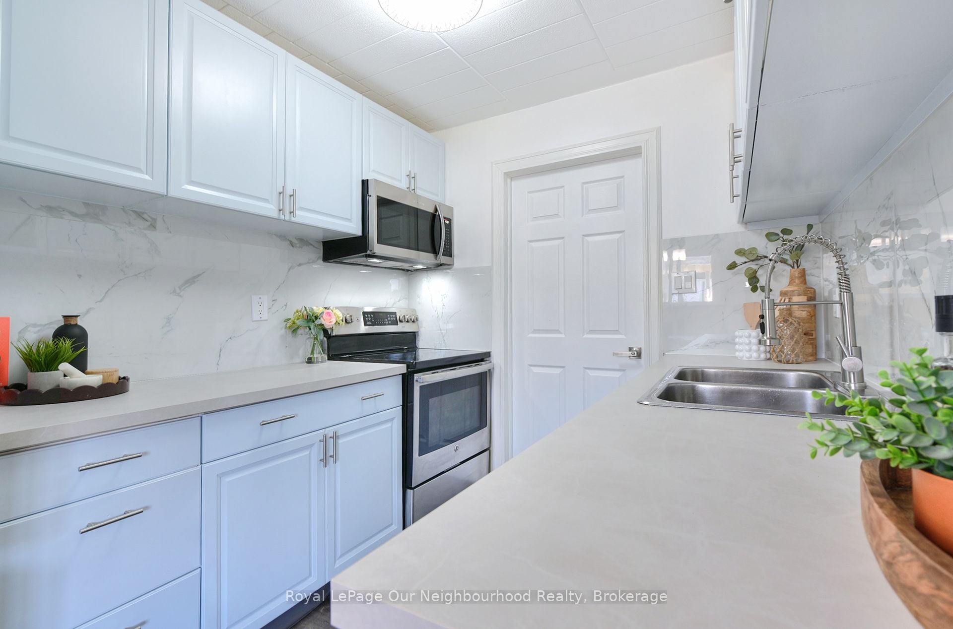 Additional image 6 of 2-540 Mary Street E, Whitby, ON, L1N 2R1