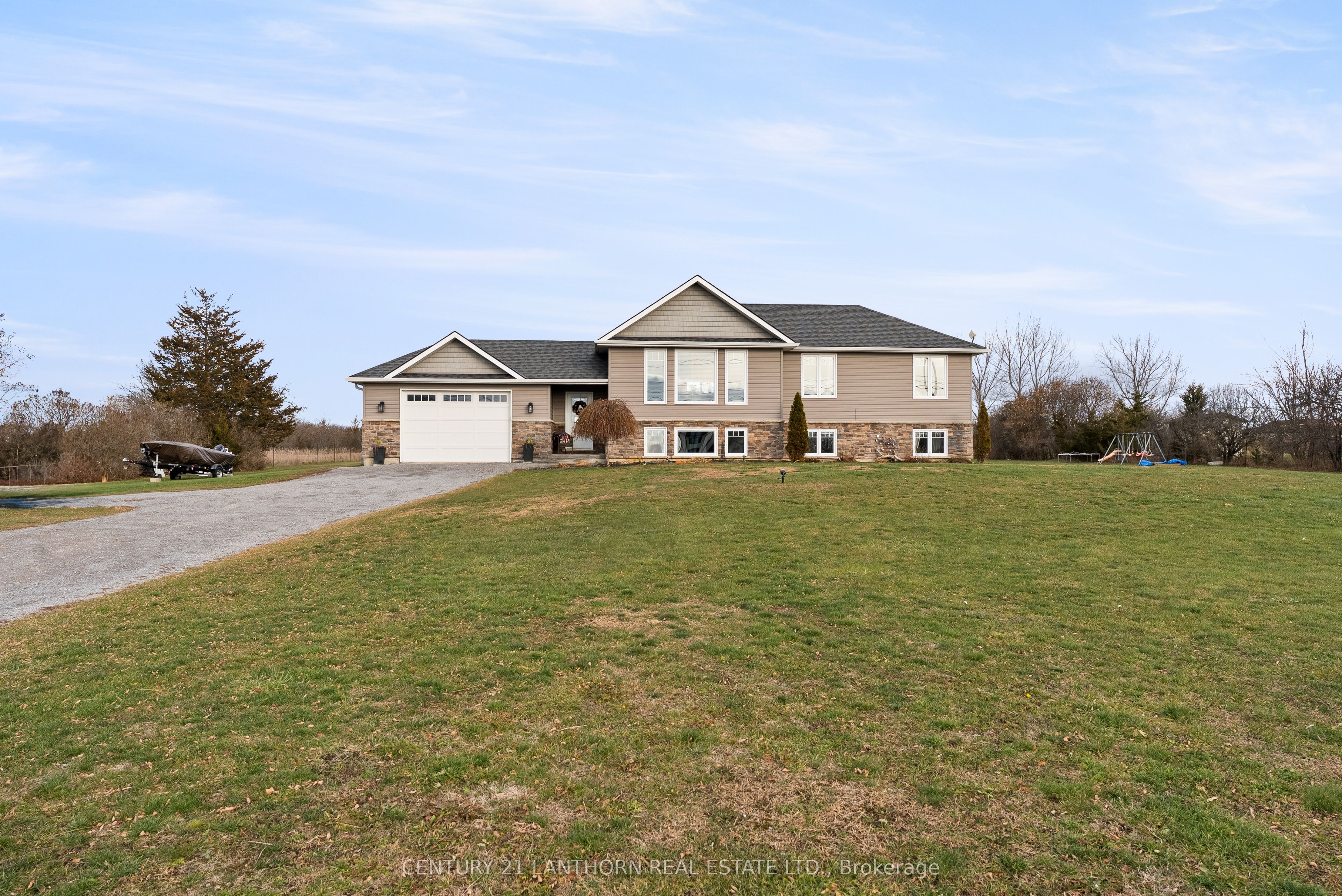 20846 Loyalist Parkway, Prince Edward County, ON, K0K 1T0