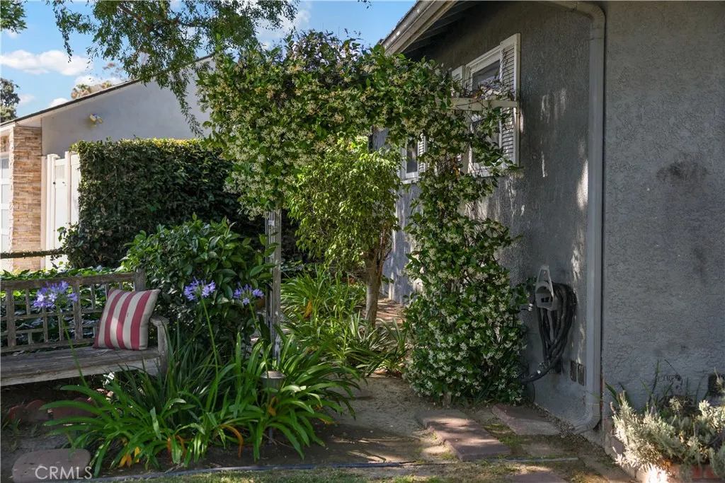 2400 Terraine Ave, Long Beach, CA 90815
