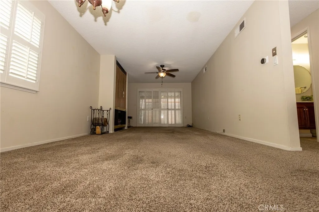 Additional image 3 of 26801 Circle Of The Oaks, Newhall, CA 91321
