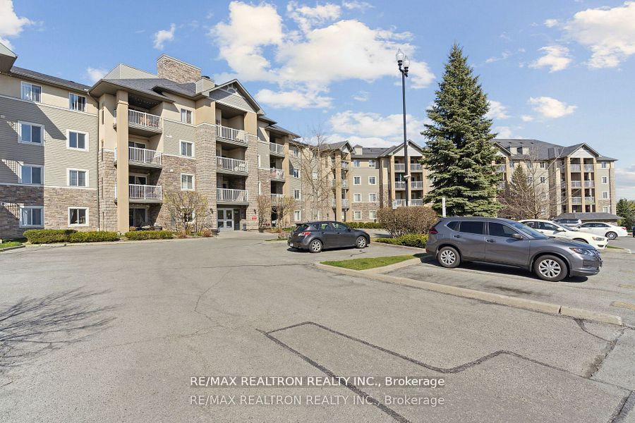 Additional image 2 of 103-684 Warden Avenue, Toronto, ON, M1L 4W4