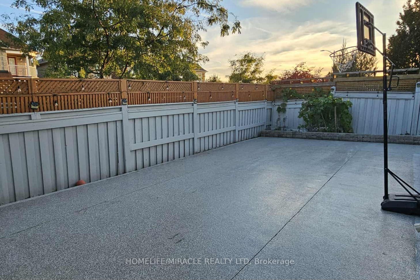 Additional image 6 of 243 Venice Gate Drive, Vaughan, ON, L4H 0G1