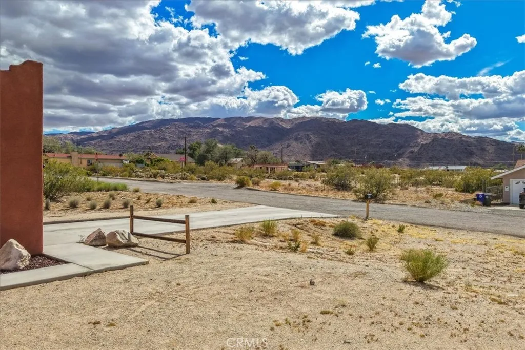 7425 Kellogg Avenue, 29 Palms, CA 92277