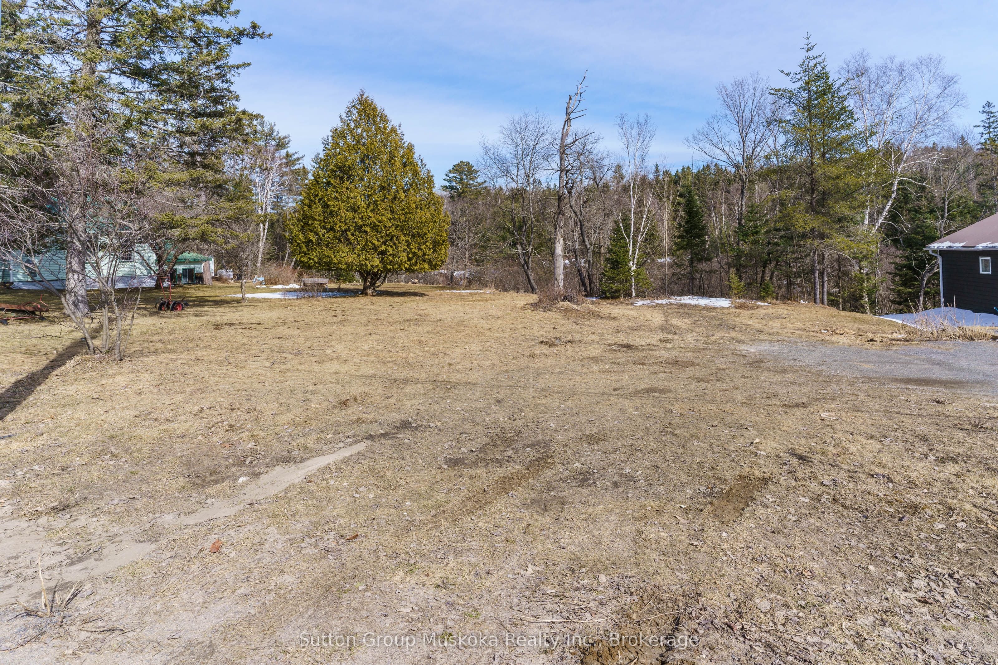 Additional image 4 of 641 Muskoka Rd 3 Road N, Huntsville, ON, P1H 1C9