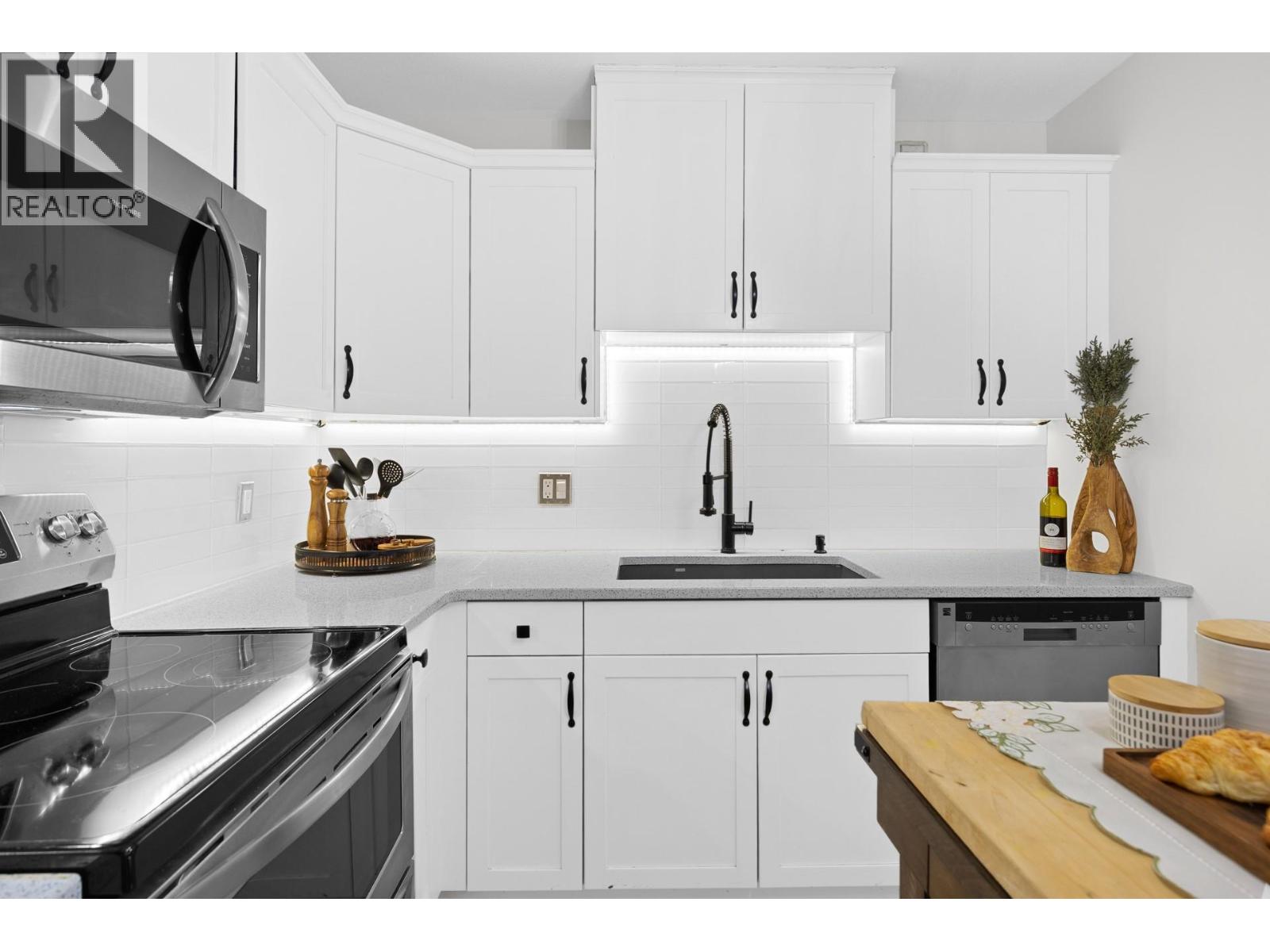 Additional image 5 of 106-303 Whitman Road, Kelowna, BC, V1V2P3