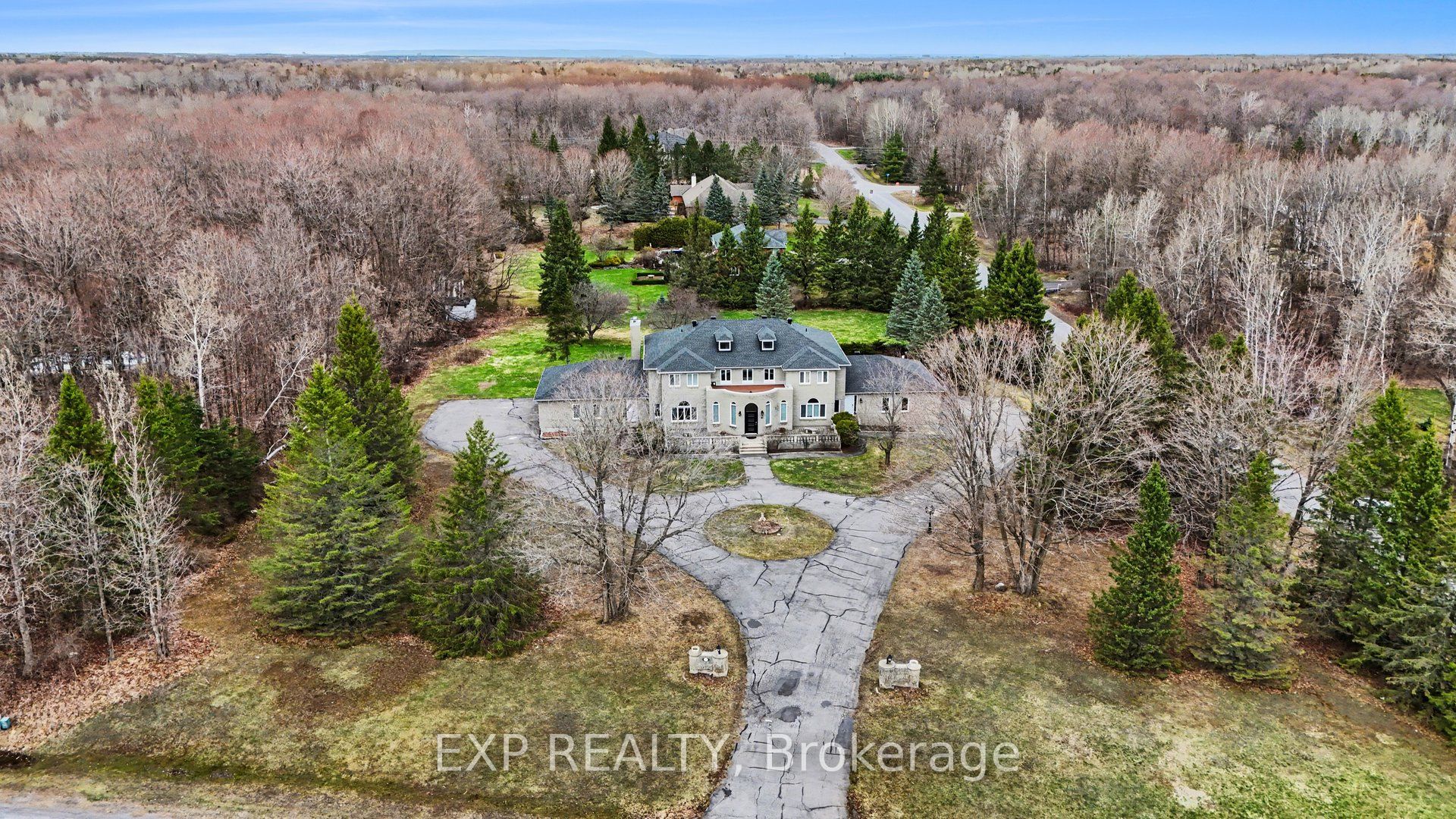 5749 Knights Drive, Ottawa, ON, K4M 1K2