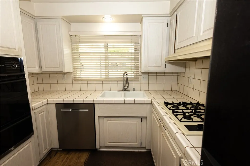 Additional image 6 of 26801 Circle Of The Oaks, Newhall, CA 91321