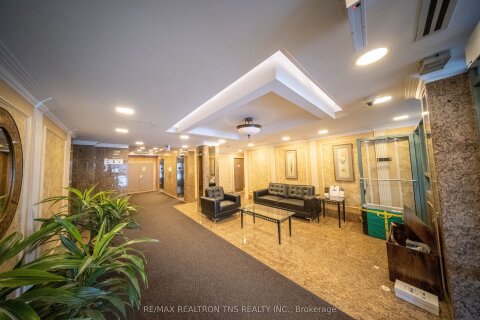 Additional image 8 of Ph1-135 Pond Drive, Markham, ON, L3T 7V6