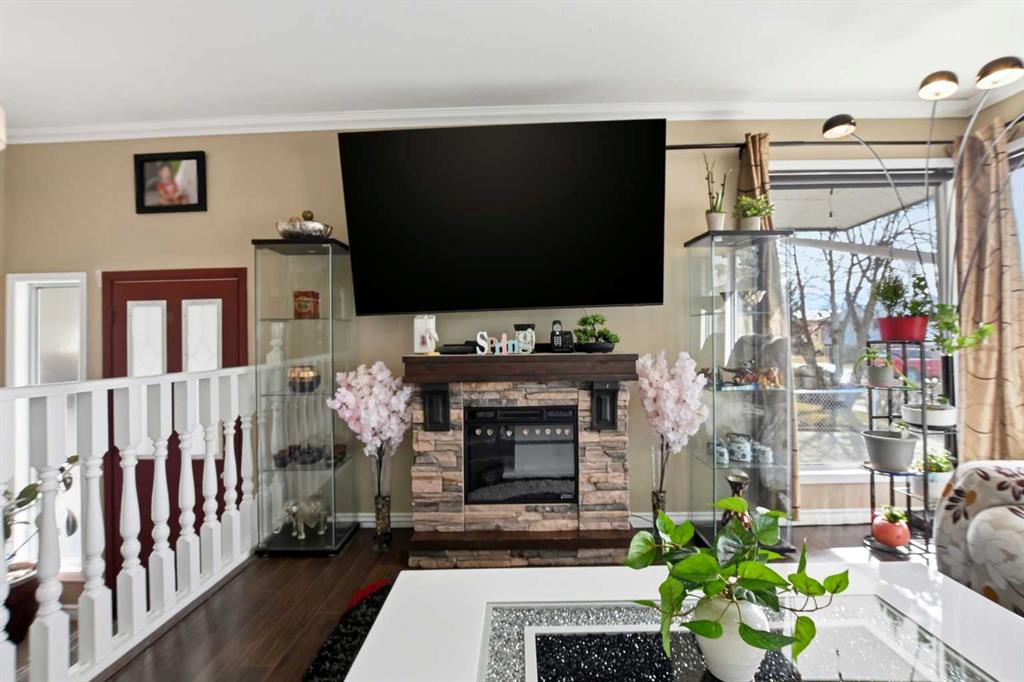 Additional image 6 of 5218 Silverthorn Road, Olds, AB, T4H 1B1