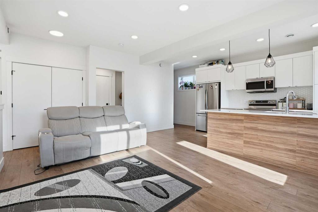Additional image 5 of 402-10060 46 Street NE, Calgary, AB, T3J2H8
