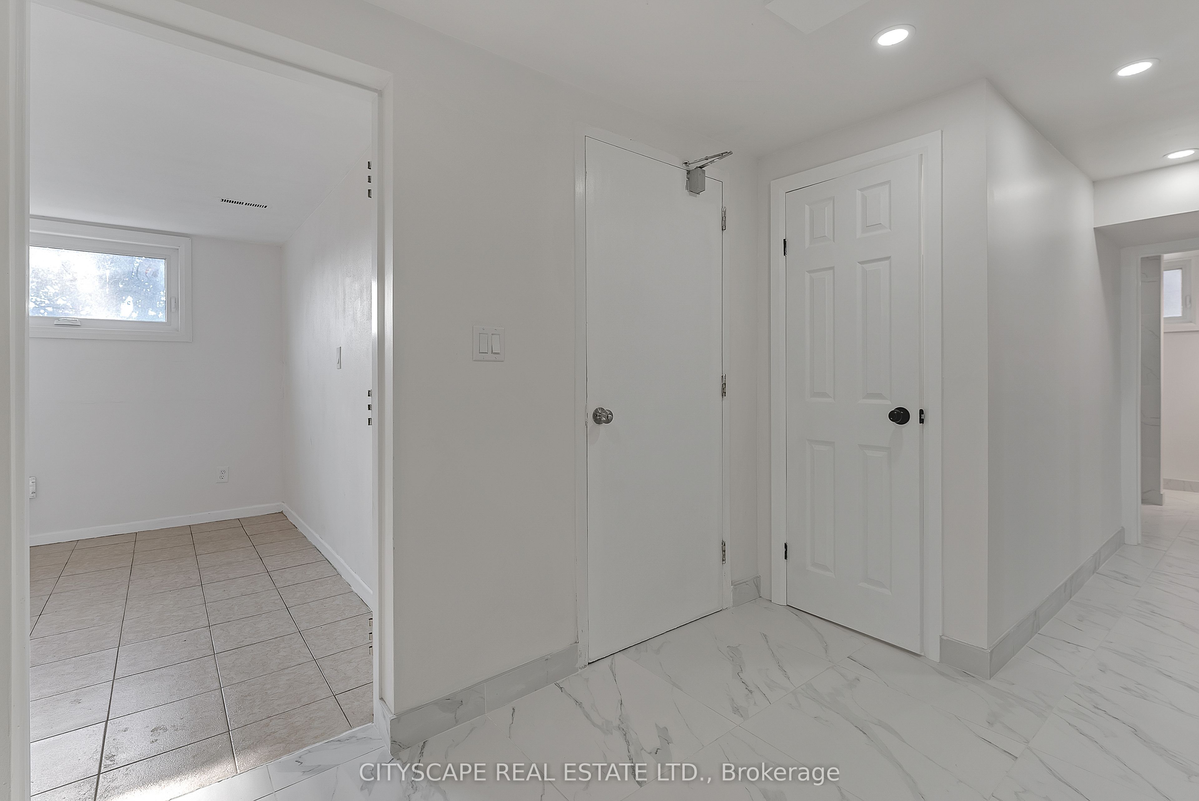 Additional image 5 of 2724 Lake Shore Boulevard W, Toronto, ON, M8V 1G8